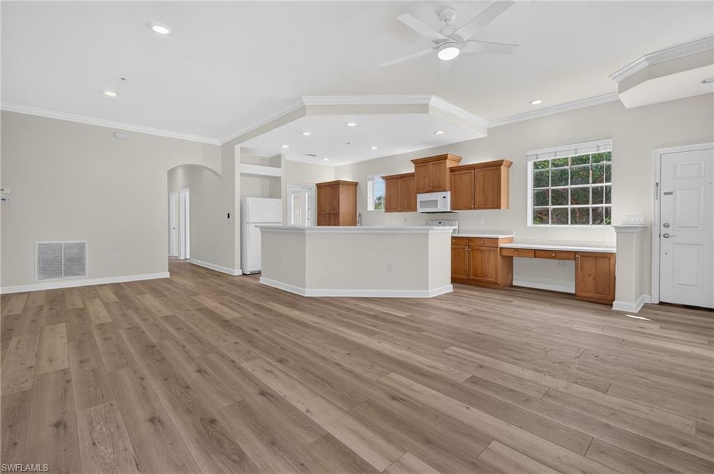 8701 Piazza Del Lago Cir 202 Property Photo 3