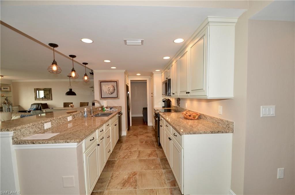 10851 Gulf Shore Dr 1402 Property Photo 4