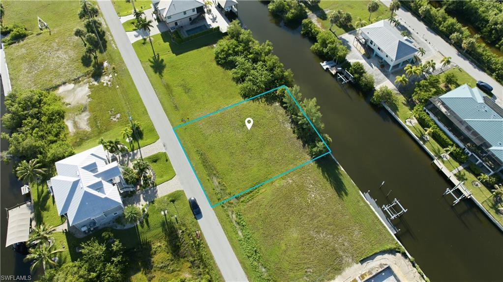 24239 Blackbeard Blvd Property Photo 4