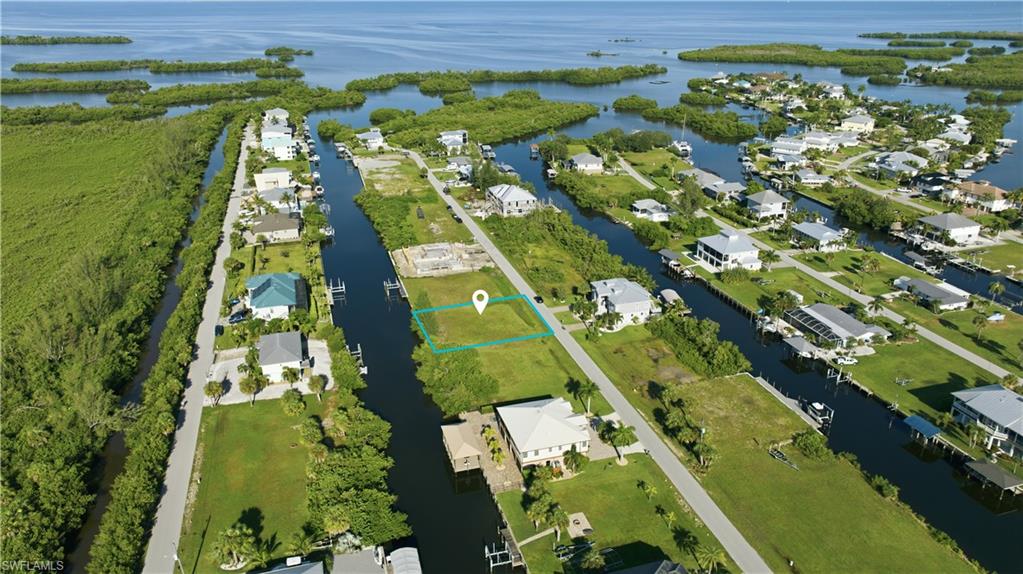 24239 Blackbeard Blvd Property Photo 5