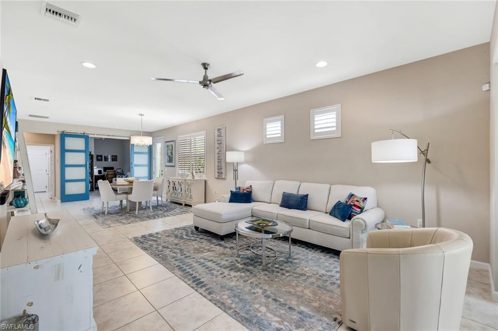 20179 Torch Key Way Property Photo 4