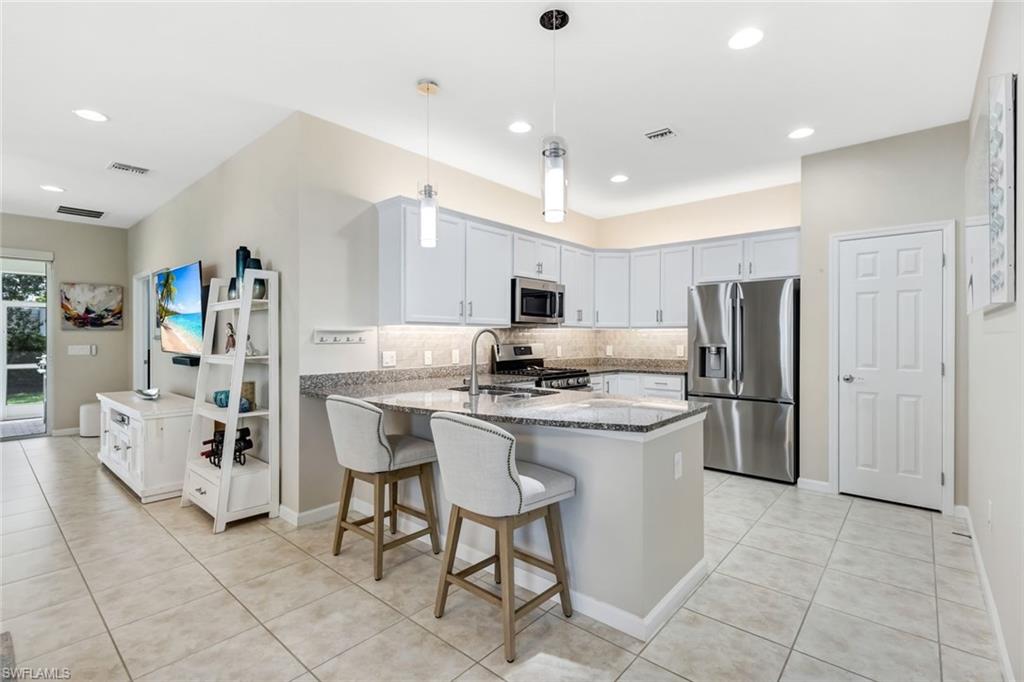 20179 Torch Key Way Property Photo 6