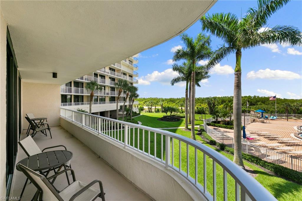380 Seaview Ct 203 Property Photo 16