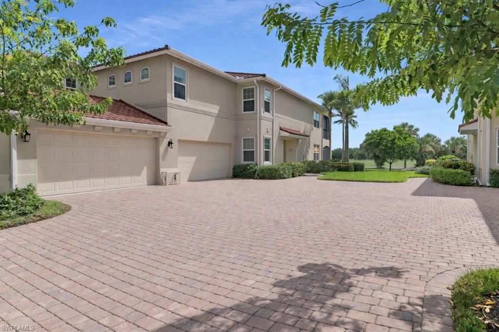 1286 Rialto Way 9-202 Property Photo 3
