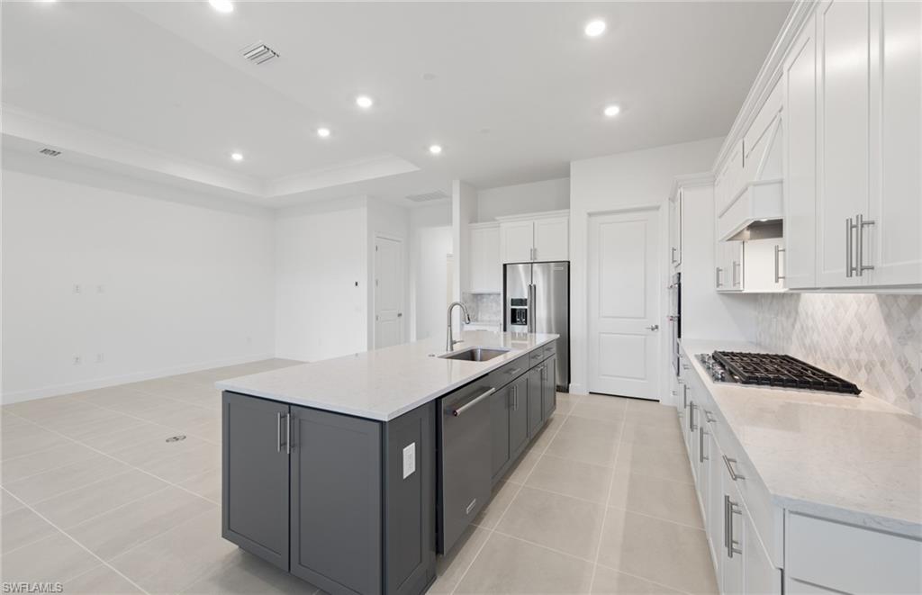 12408 Basalt Ln Property Photo 10
