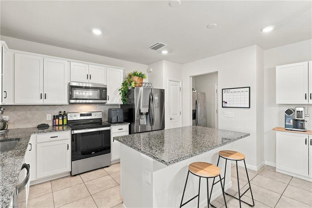 16036 Enclaves Cove Dr Property Photo 6