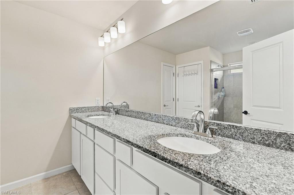 16036 Enclaves Cove Dr Property Photo 12