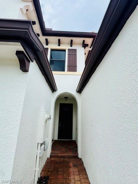 7792 Bristol Cir Property Photo 2