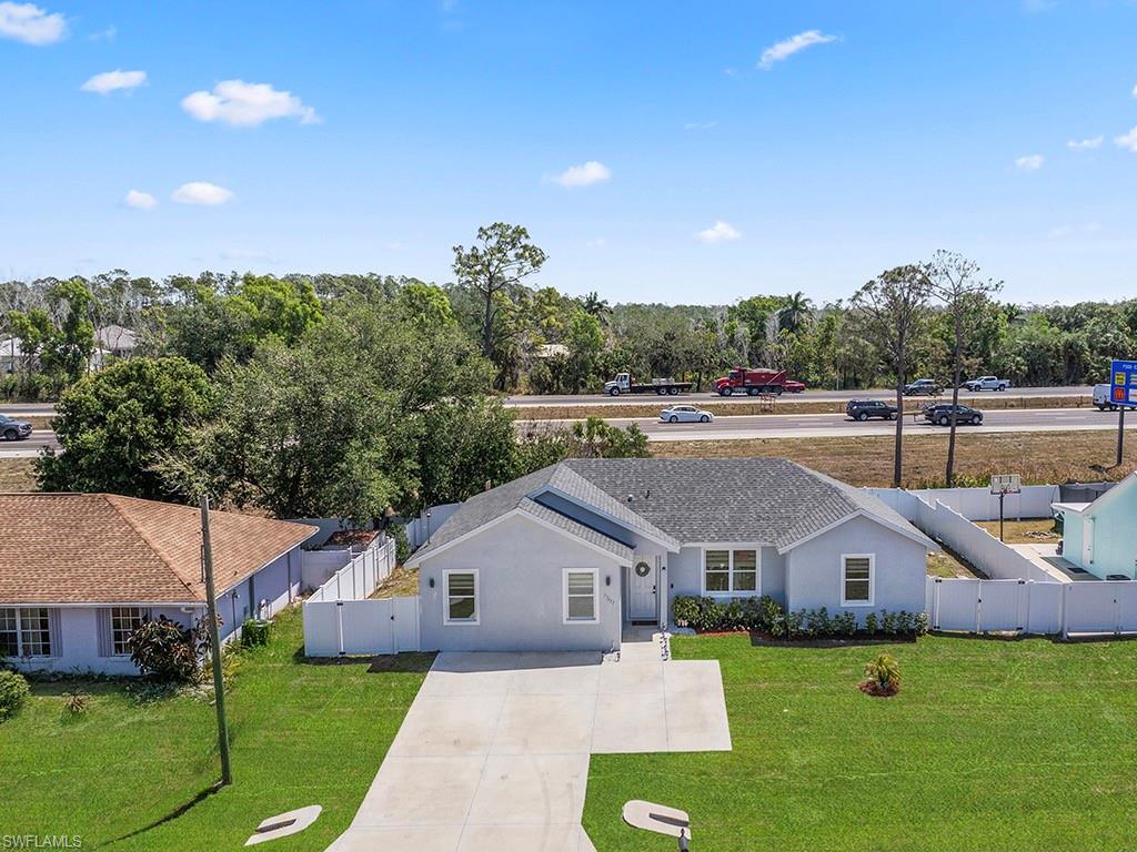27257 Pinecrest Ln Property Photo 6