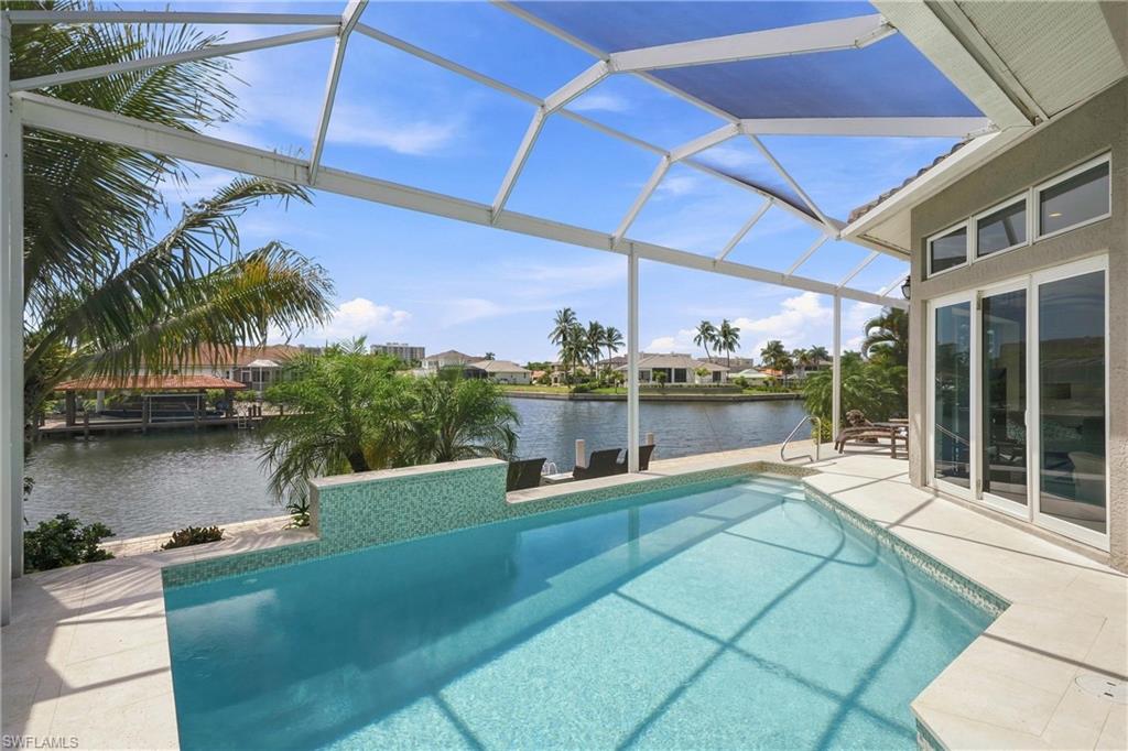 200 Copperfield Ct Property Photo 3