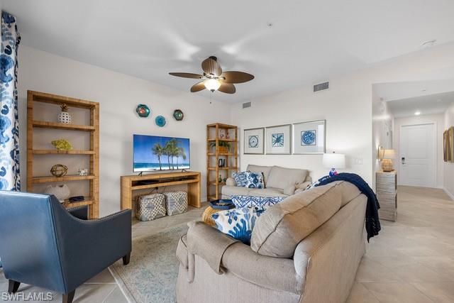 5715 Double Eagle Cir 4437 Property Photo 6