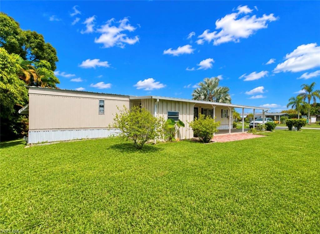 591 Cape Florida Ln Property Photo 4