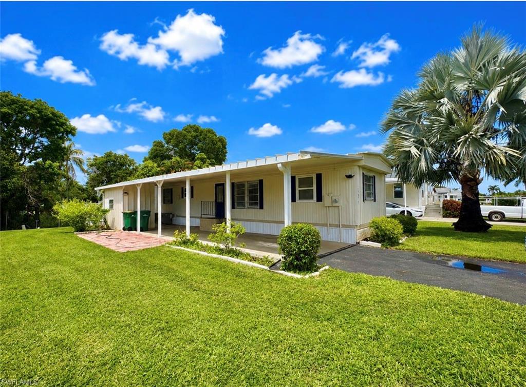 591 Cape Florida Ln Property Photo 5