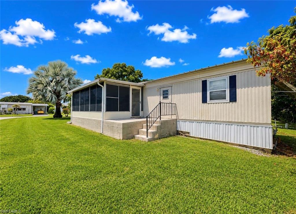 591 Cape Florida Ln Property Photo 6
