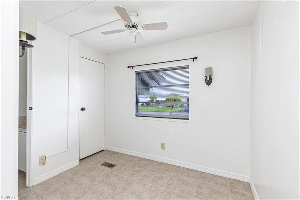 591 Cape Florida Ln Property Photo 16