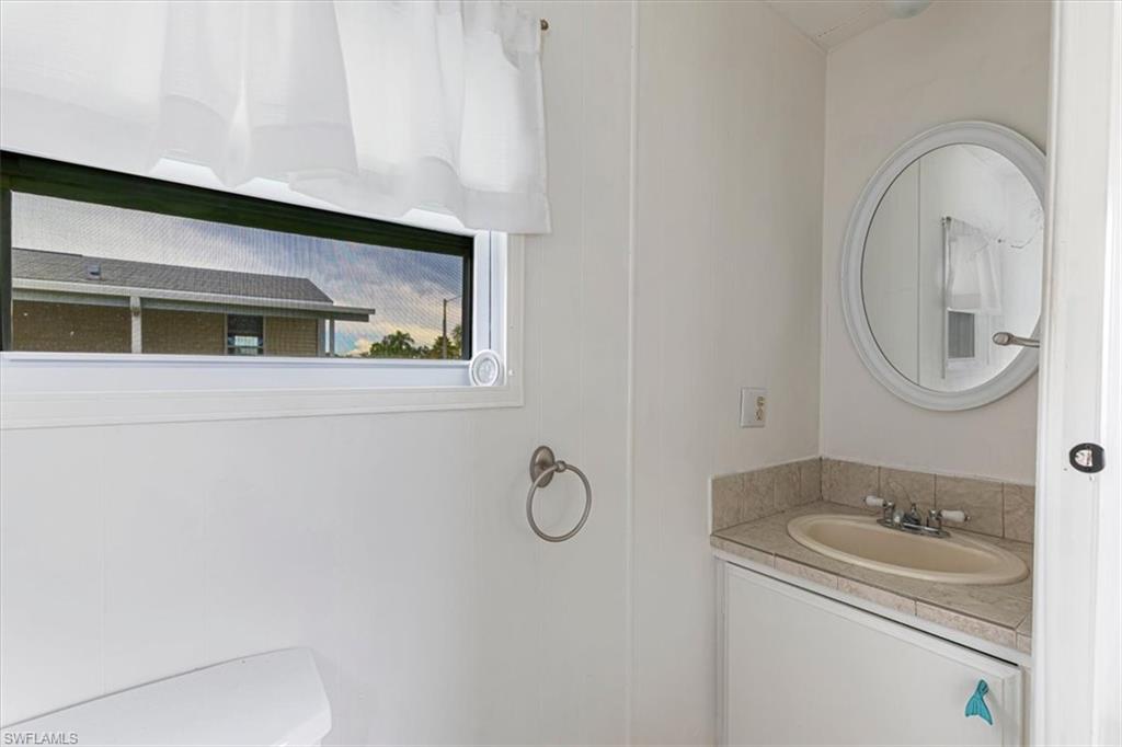 591 Cape Florida Ln Property Photo 19