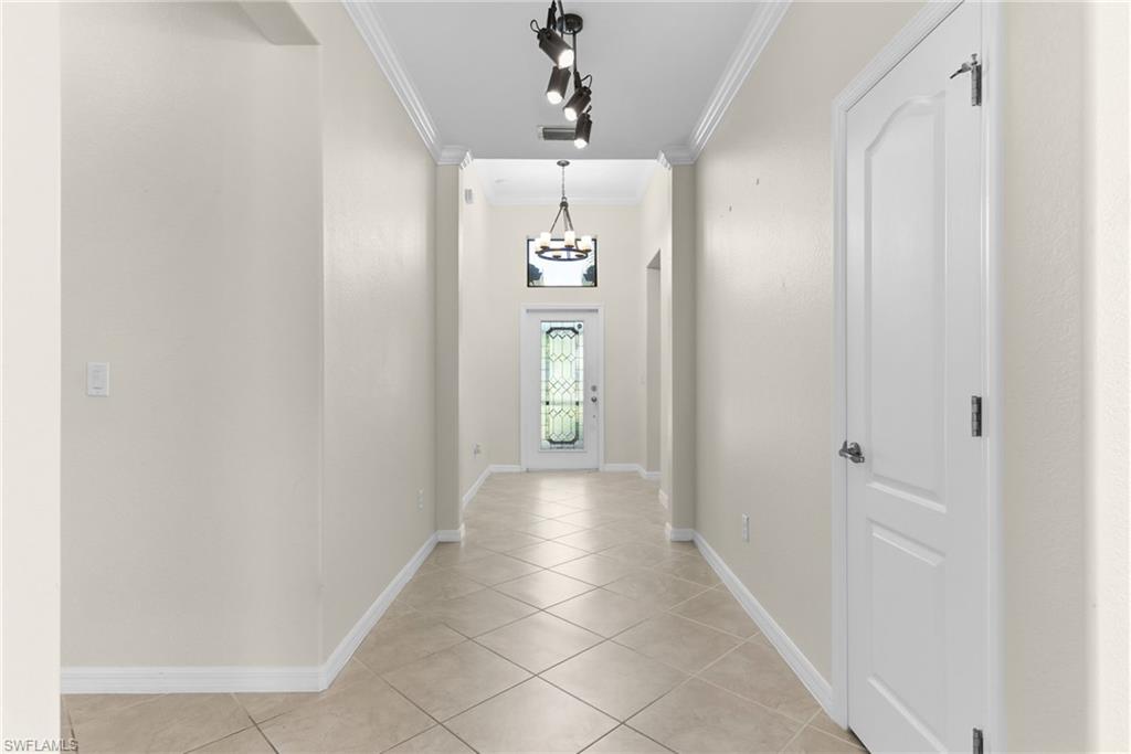 11068 Cherry Laurel Dr E Property Photo 5