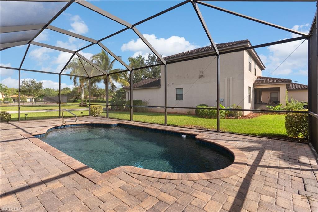 11068 Cherry Laurel Dr E Property Photo 31