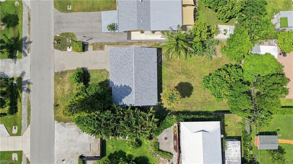 5341 Martin St Property Photo 2