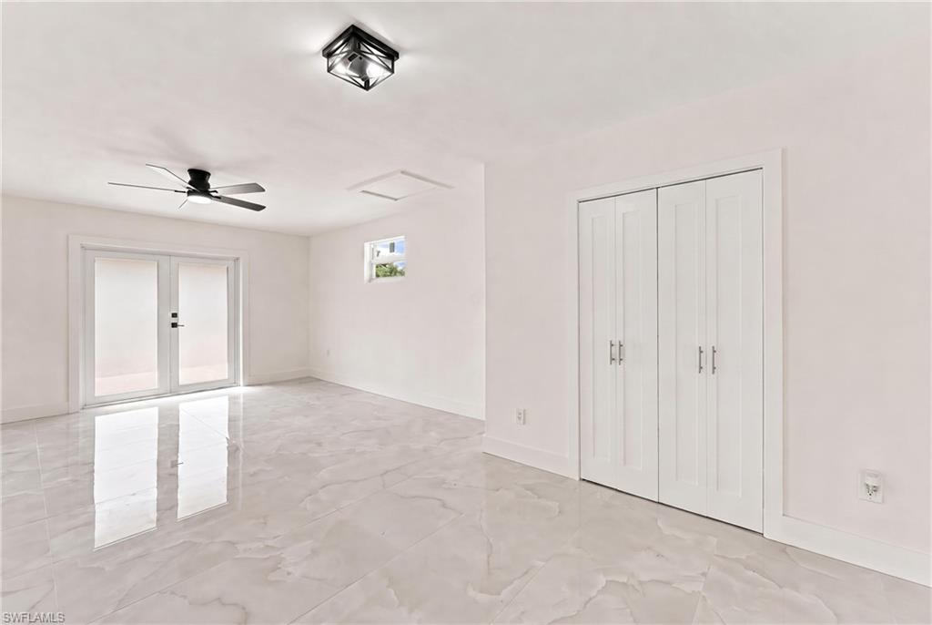 5341 Martin St Property Photo 15