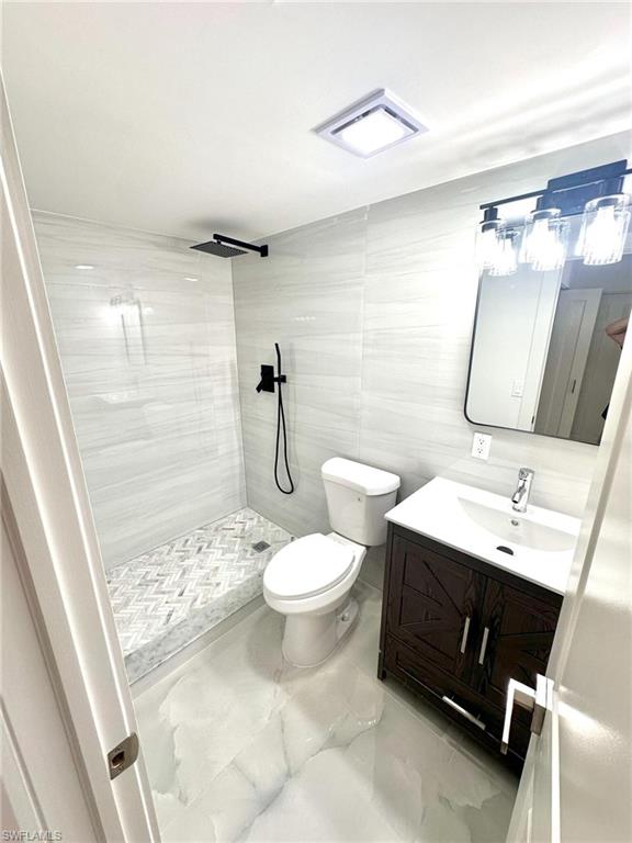 5341 Martin St Property Photo 20