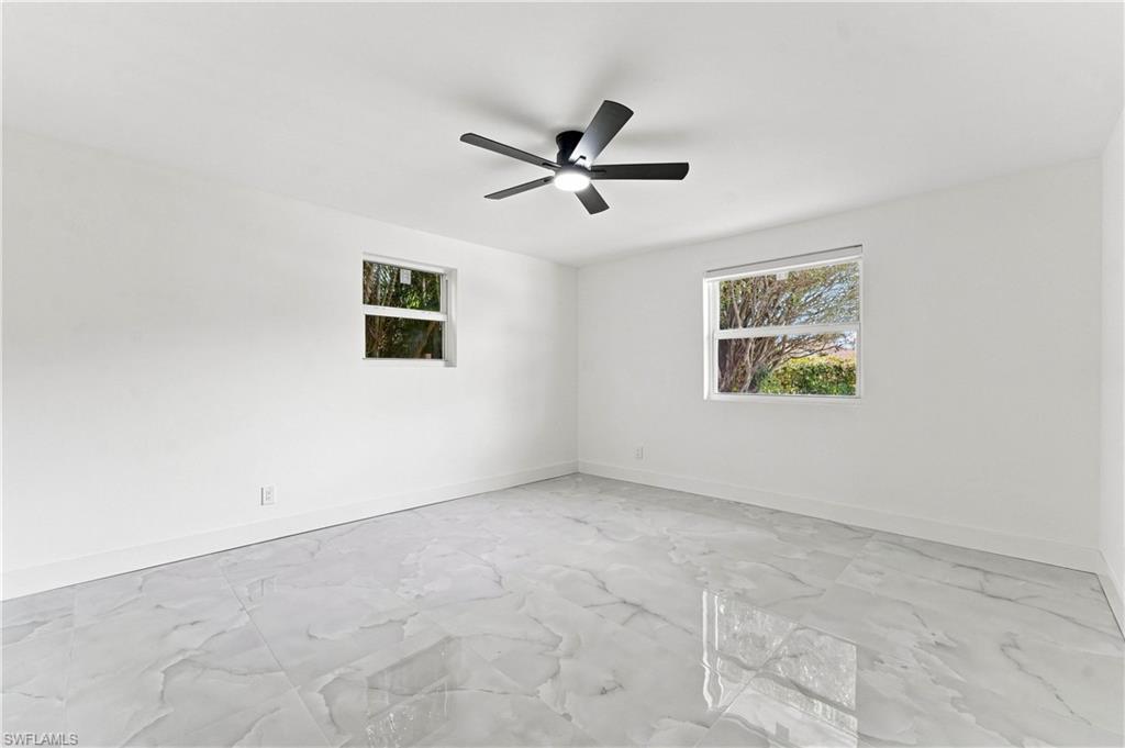 5341 Martin St Property Photo 23