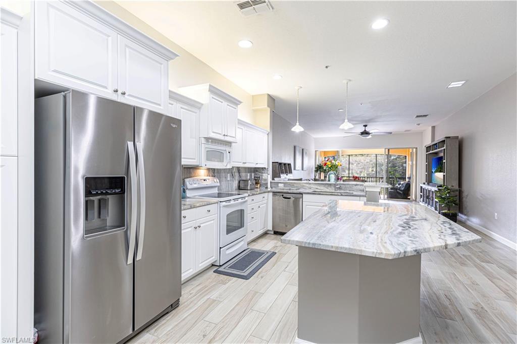 8641 Piazza Del Lago Cir 203 Property Photo 5