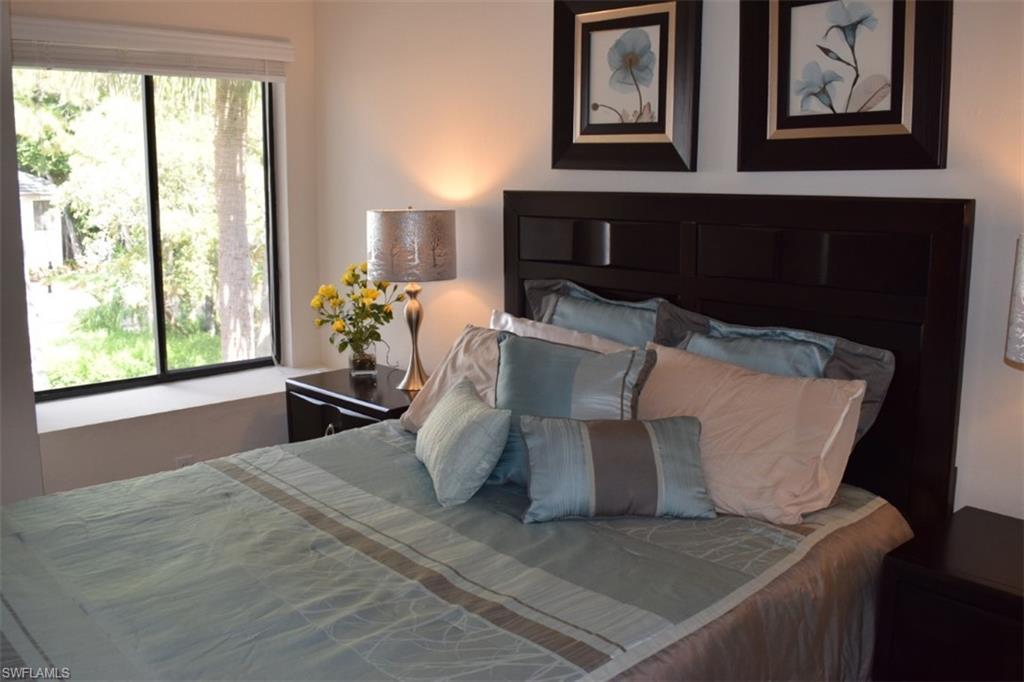 27105 Oakwood Lake Dr Property Photo 20