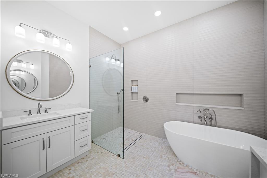 878 Vistana Cir Property Photo 15