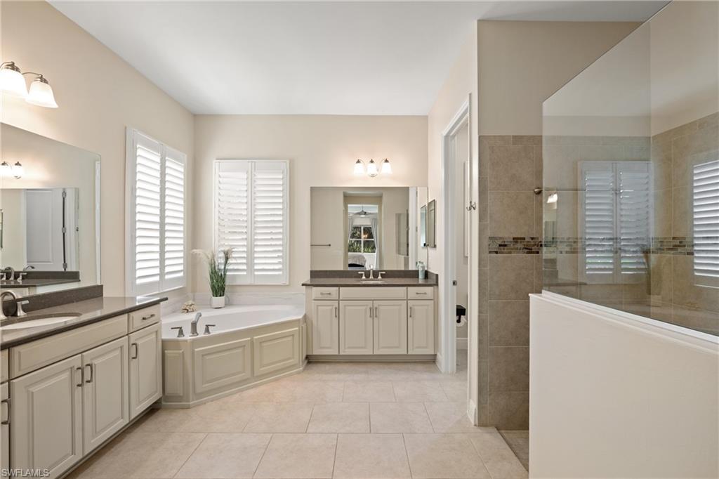 21551 Oaks Of Estero Cir S Property Photo 12