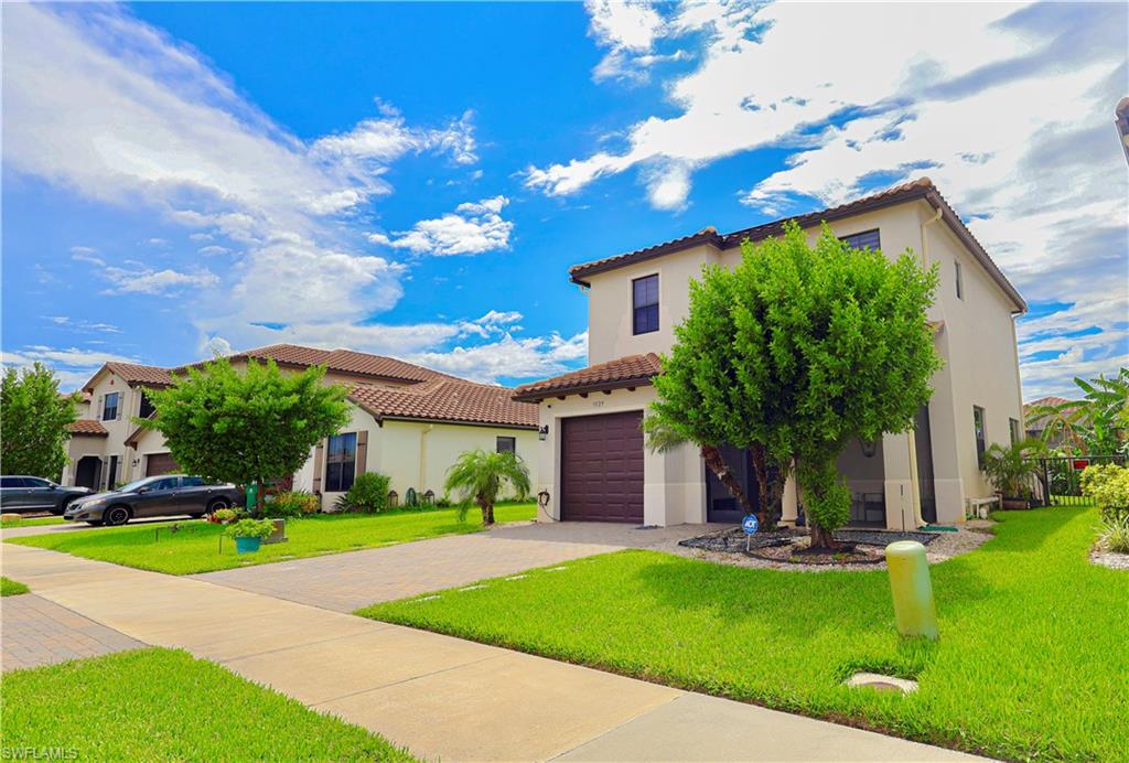 5529 Aquila Ave Property Photo 3