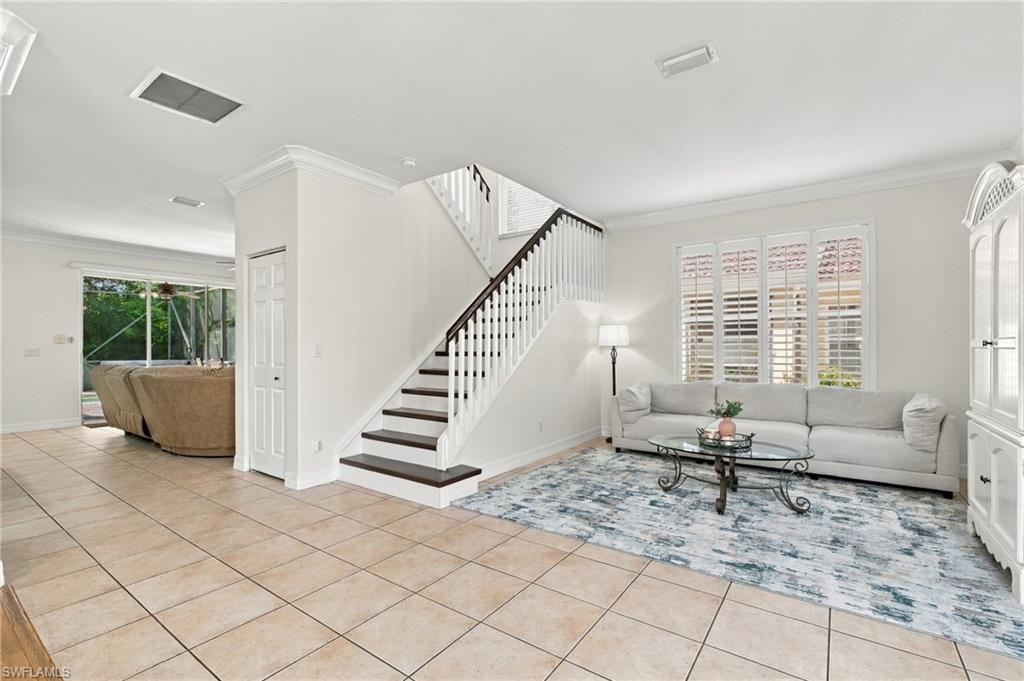 1289 Barrigona Ct Property Photo 4