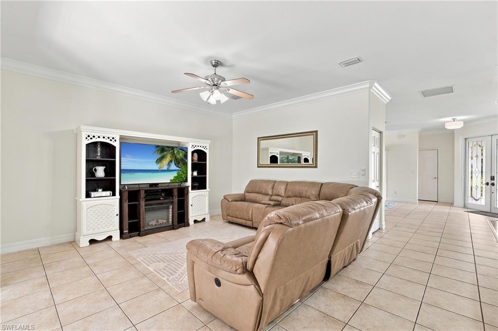 1289 Barrigona Ct Property Photo 7