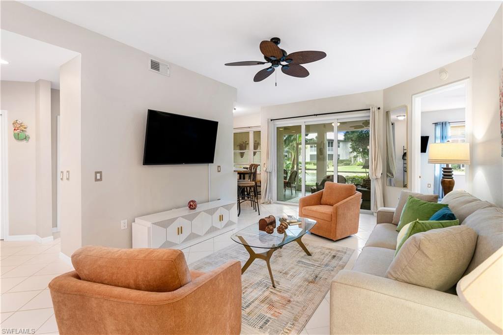 4680 Hawks Nest Way D-103 Property Photo 4