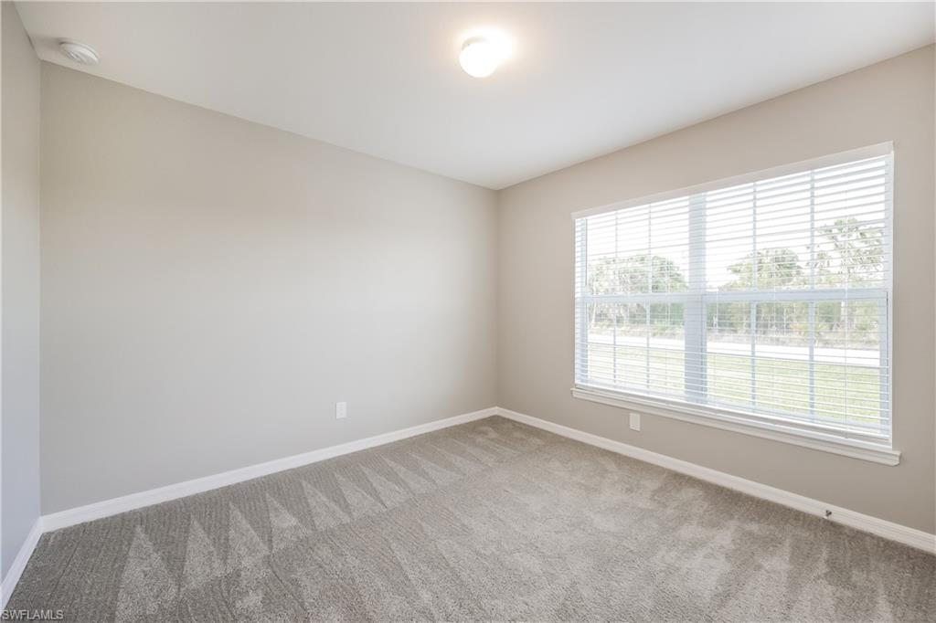 2903 25th St W Property Photo 6