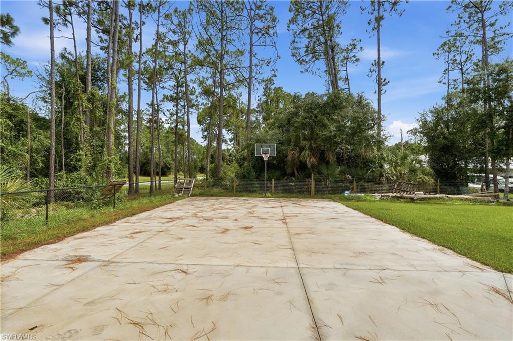 6547 Beedla St Property Photo 44