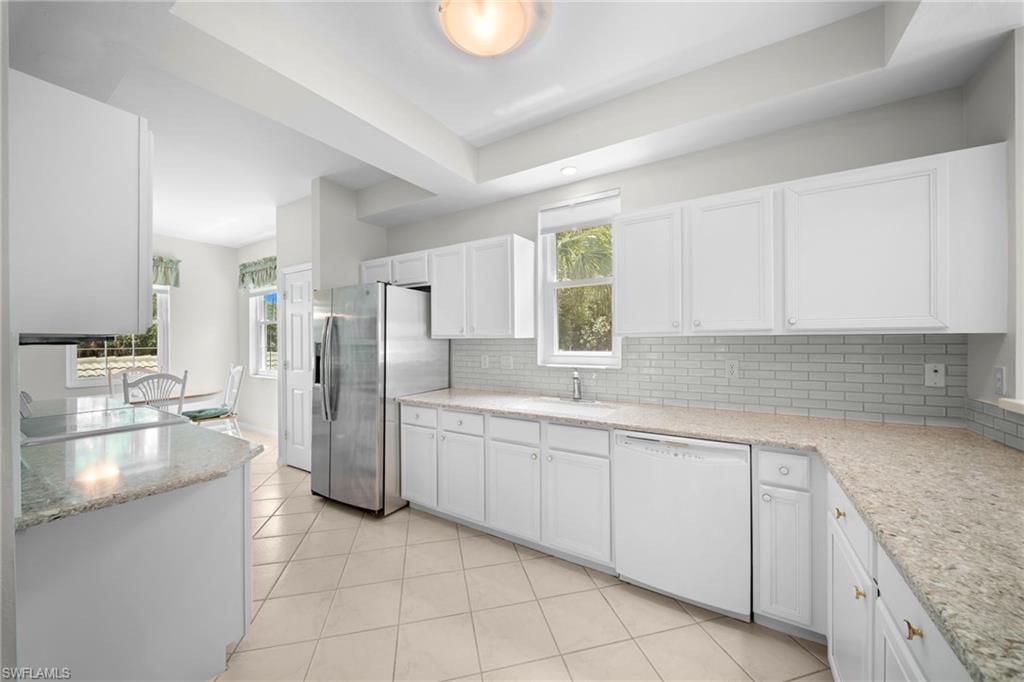 3935 Loblolly Bay Dr 201 Property Photo 4