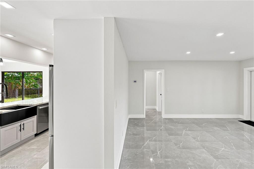 47 River Ct Property Photo 6