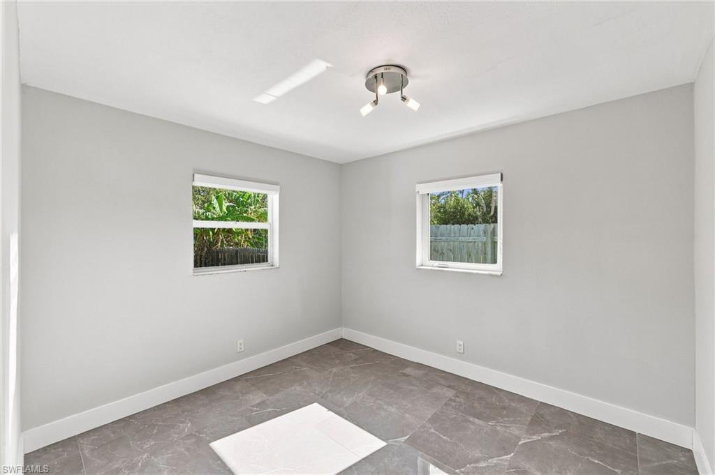 47 River Ct Property Photo 15