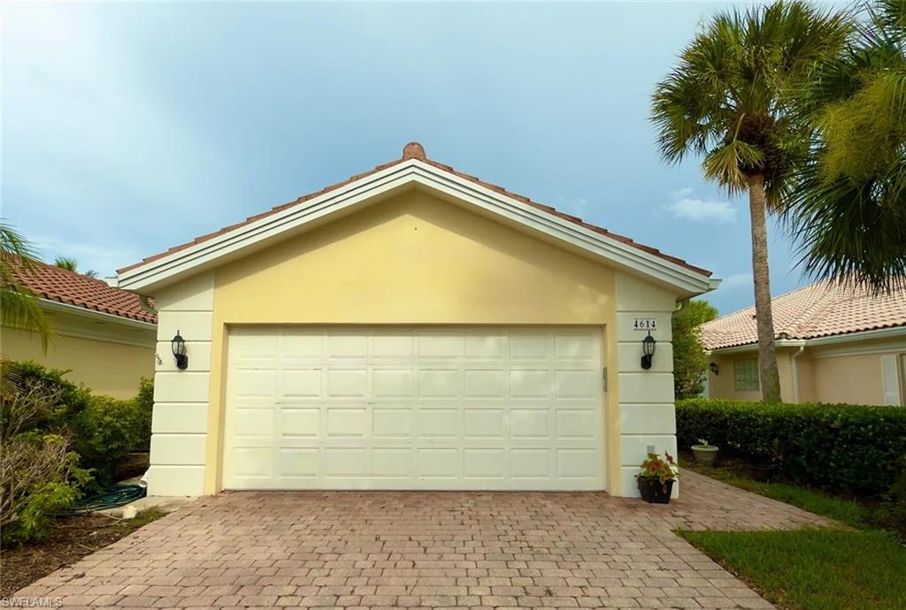 4614 Ossabaw WAY Property Photo 1