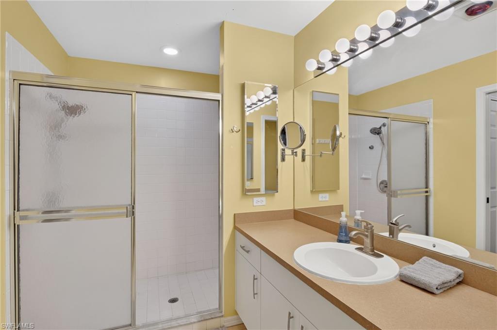 609 23rd Ter Property Photo 17