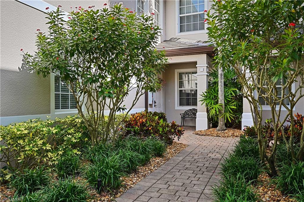 7876 Hawthorne Dr 1201 Property Photo 3