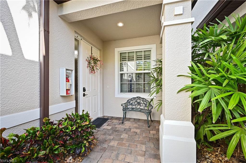 7876 Hawthorne Dr 1201 Property Photo 4