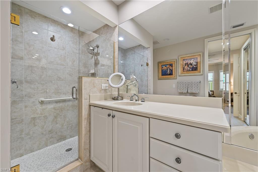 7876 Hawthorne Dr 1201 Property Photo 24