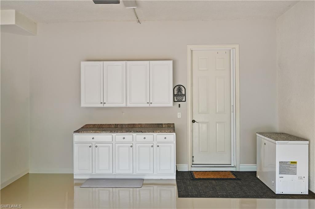 7876 Hawthorne Dr 1201 Property Photo 31