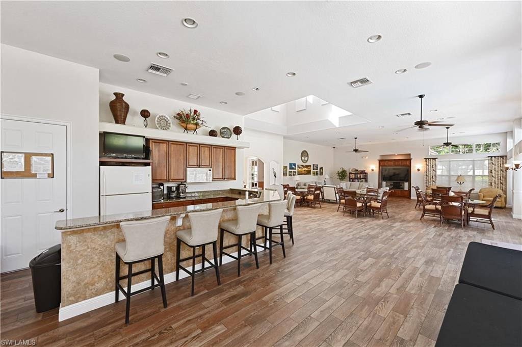 7876 Hawthorne Dr 1201 Property Photo 41
