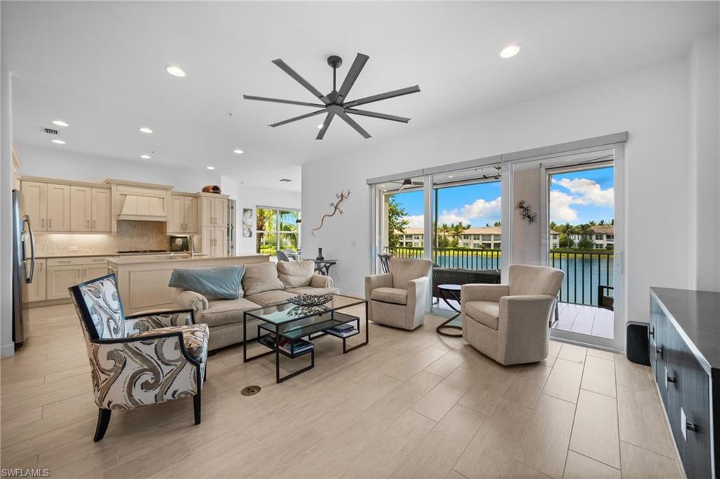 8062 Signature Club Cir 201 Property Photo 7