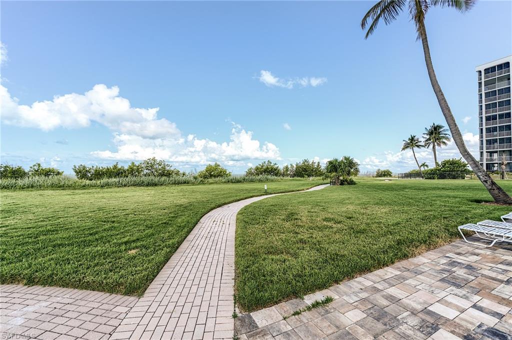 7300 Estero Blvd 403 Property Photo 26