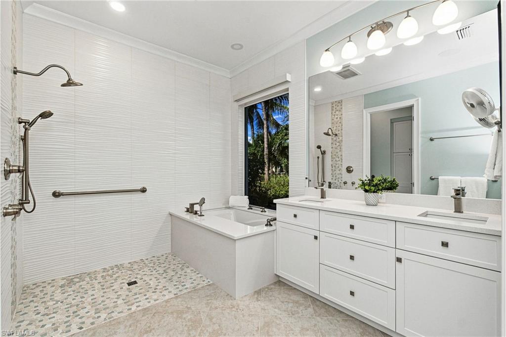 5047 Andros Dr Property Photo 20