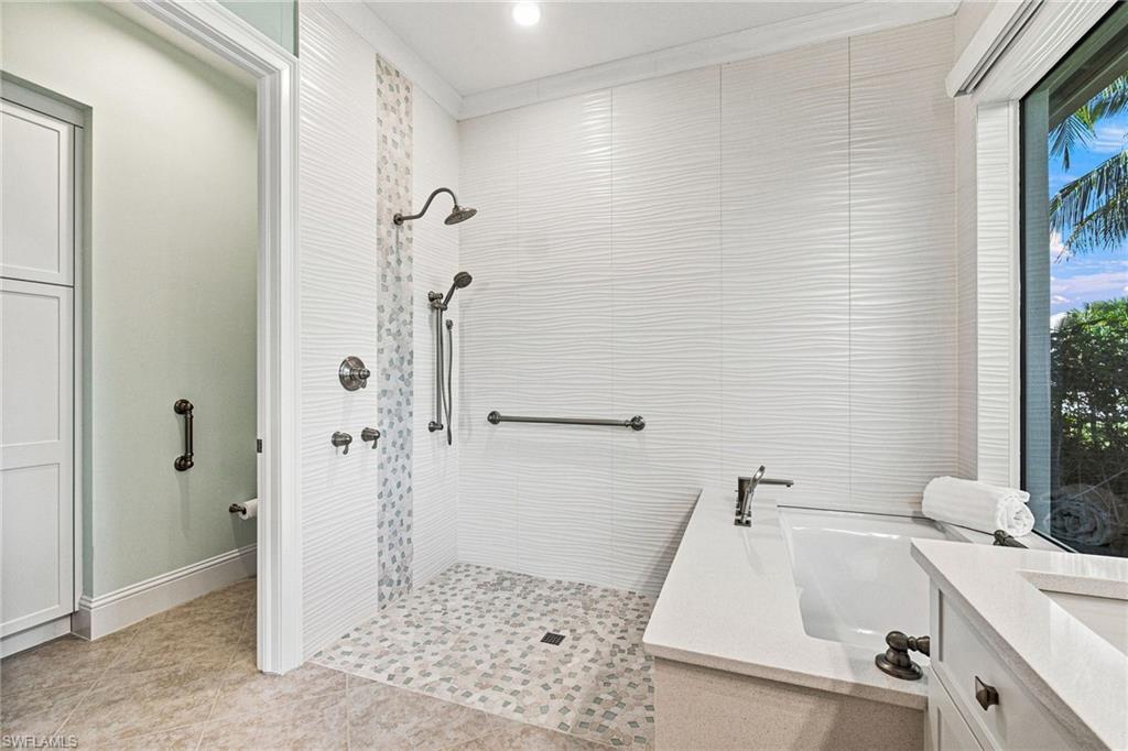 5047 Andros Dr Property Photo 21